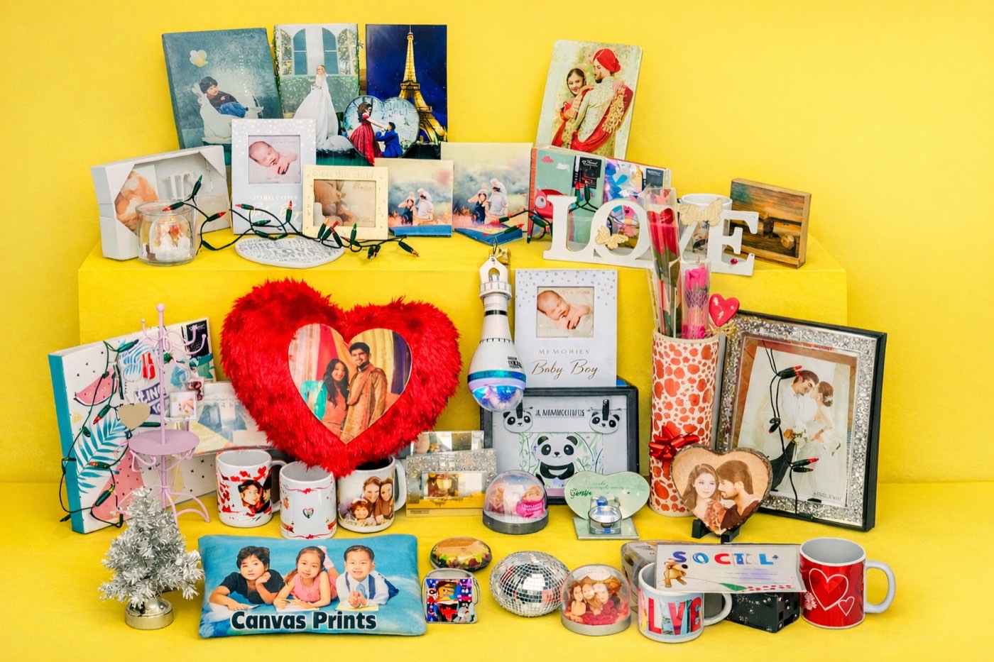 Personalised photo gifts from PHOTO 4 PRINT, canvas prints, photo mugs, heart cushions and keyrings